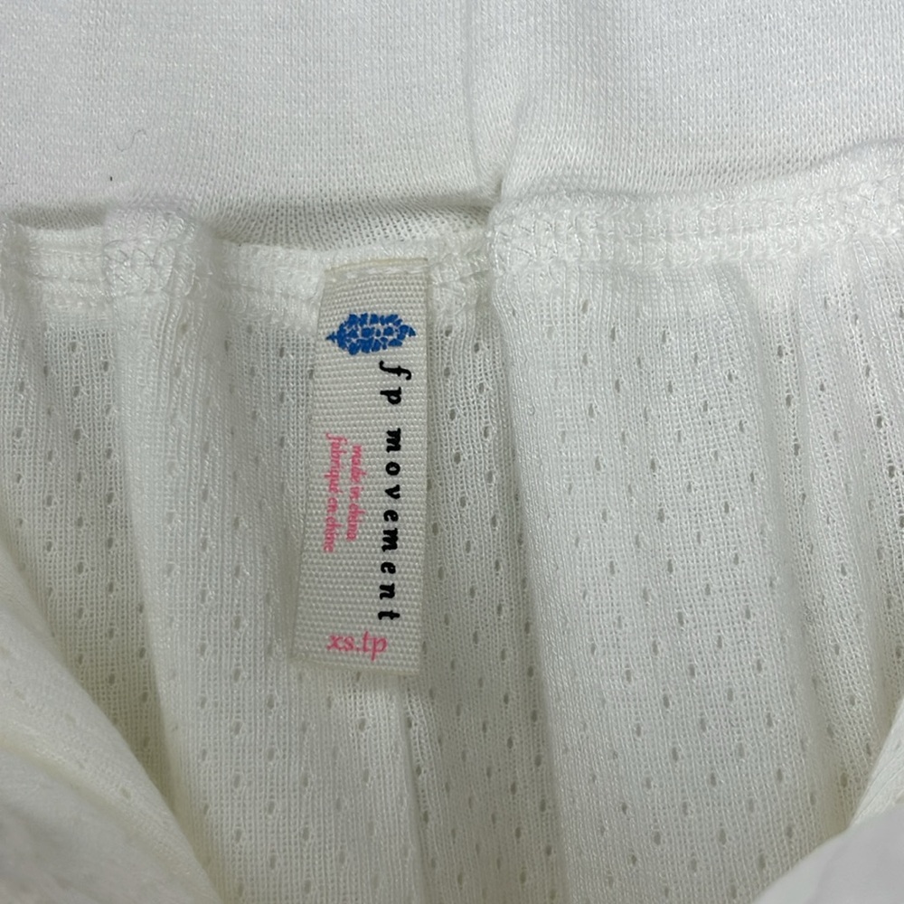 FP Movement NWT On the Road Pants White Size XS - Picture 6 of 9